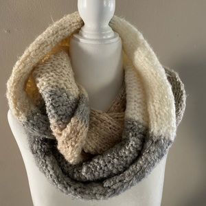 American Eagle Infinity Scarf